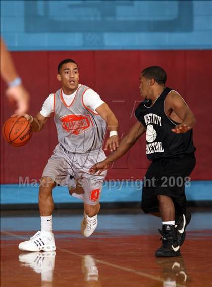 Thumbnail 3 in Madison vs Midwest (Texas-Oklahoma Shootout) photogallery.