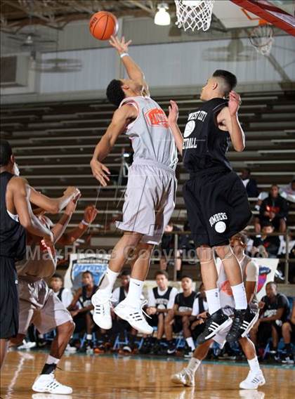 Thumbnail 3 in Madison vs Midwest (Texas-Oklahoma Shootout) photogallery.