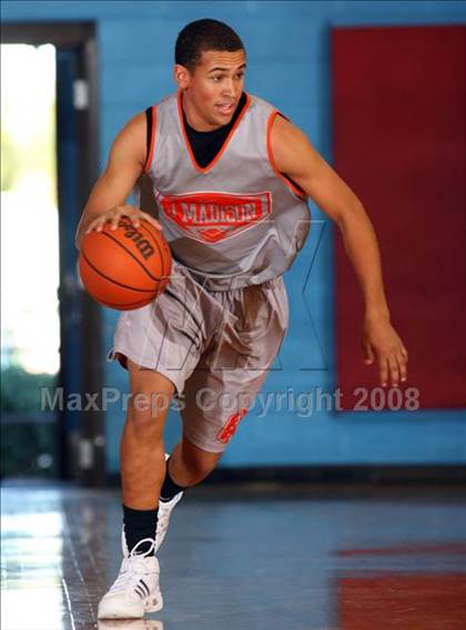 Thumbnail 2 in Madison vs Midwest (Texas-Oklahoma Shootout) photogallery.
