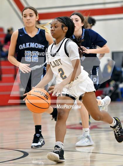 Thumbnail 1 in Oakmont vs. Rio Linda (Lady Bronco Classic) photogallery.