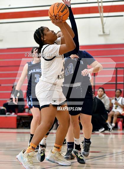 Thumbnail 1 in Oakmont vs. Rio Linda (Lady Bronco Classic) photogallery.