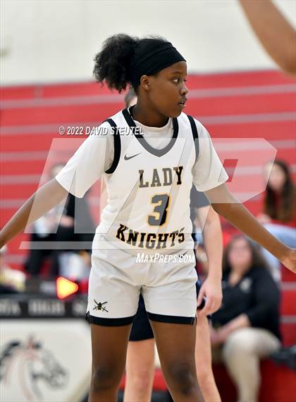 Thumbnail 2 in Oakmont vs. Rio Linda (Lady Bronco Classic) photogallery.