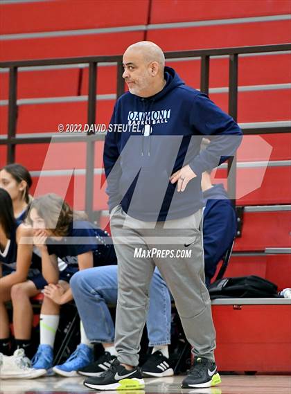 Thumbnail 3 in Oakmont vs. Rio Linda (Lady Bronco Classic) photogallery.