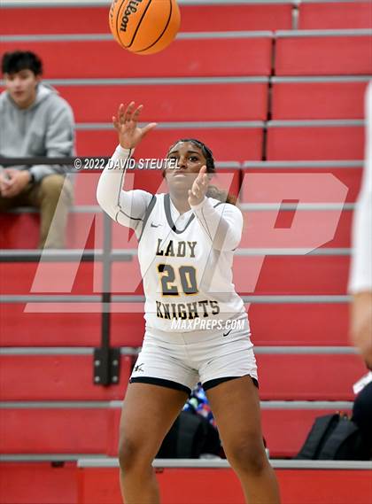 Thumbnail 1 in Oakmont vs. Rio Linda (Lady Bronco Classic) photogallery.