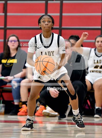 Thumbnail 2 in Oakmont vs. Rio Linda (Lady Bronco Classic) photogallery.