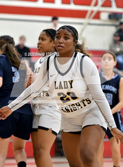Thumbnail 1 in Oakmont vs. Rio Linda (Lady Bronco Classic) photogallery.