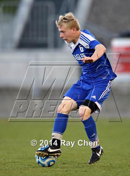 Thumbnail 3 in Broomfield vs. Boulder (CHSAA 5A Final) photogallery.