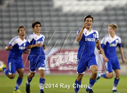 Thumbnail 2 in Broomfield vs. Boulder (CHSAA 5A Final) photogallery.