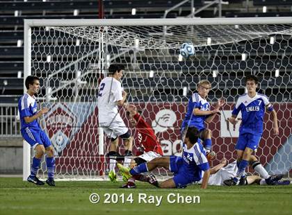 Thumbnail 3 in Broomfield vs. Boulder (CHSAA 5A Final) photogallery.