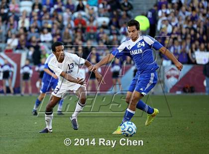 Thumbnail 3 in Broomfield vs. Boulder (CHSAA 5A Final) photogallery.
