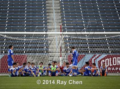 Thumbnail 2 in Broomfield vs. Boulder (CHSAA 5A Final) photogallery.