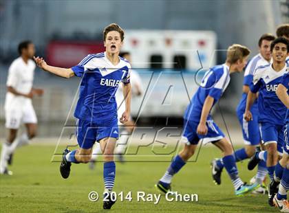 Thumbnail 1 in Broomfield vs. Boulder (CHSAA 5A Final) photogallery.