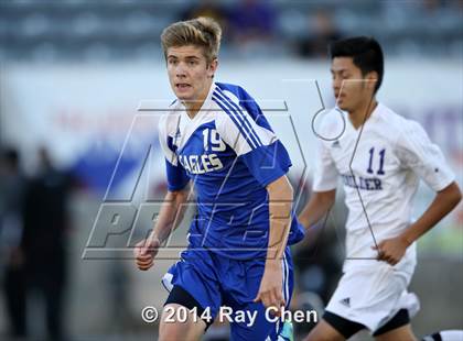 Thumbnail 3 in Broomfield vs. Boulder (CHSAA 5A Final) photogallery.