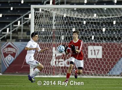 Thumbnail 2 in Broomfield vs. Boulder (CHSAA 5A Final) photogallery.