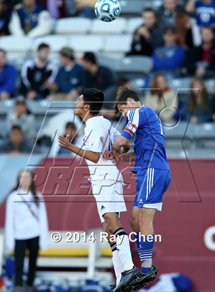 Thumbnail 3 in Broomfield vs. Boulder (CHSAA 5A Final) photogallery.