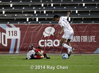 Thumbnail 3 in Broomfield vs. Boulder (CHSAA 5A Final) photogallery.