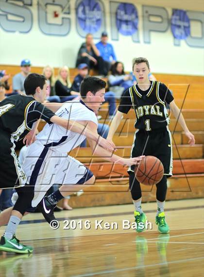 Thumbnail 3 in Royal @ Camarillo photogallery.