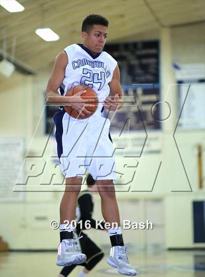 Thumbnail 3 in Royal @ Camarillo photogallery.