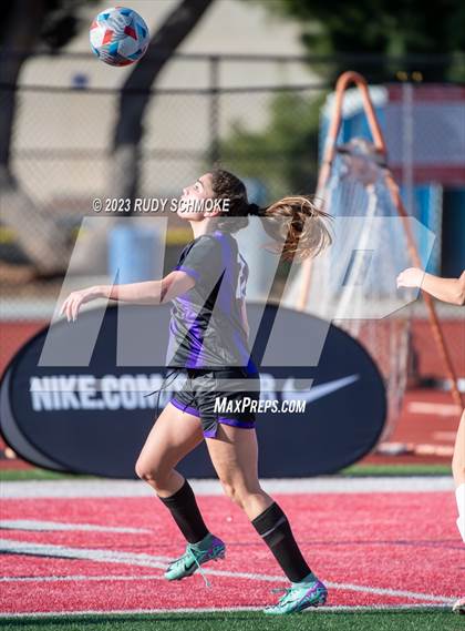 Thumbnail 3 in Santana vs. Arrowhead Christian photogallery.