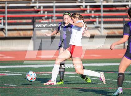 Thumbnail 1 in Santana vs. Arrowhead Christian photogallery.