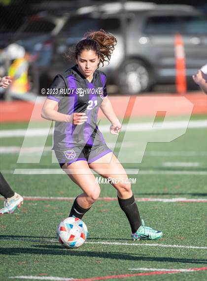 Thumbnail 2 in Santana vs. Arrowhead Christian photogallery.