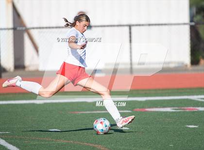 Thumbnail 3 in Santana vs. Arrowhead Christian photogallery.