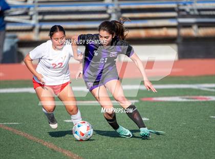 Thumbnail 2 in Santana vs. Arrowhead Christian photogallery.