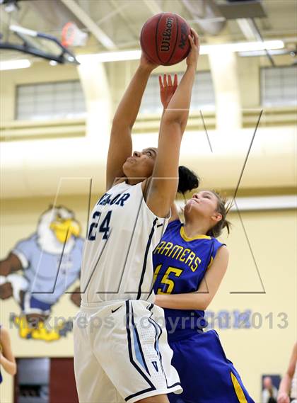 Thumbnail 2 in Wheat Ridge @ Valor Christian photogallery.