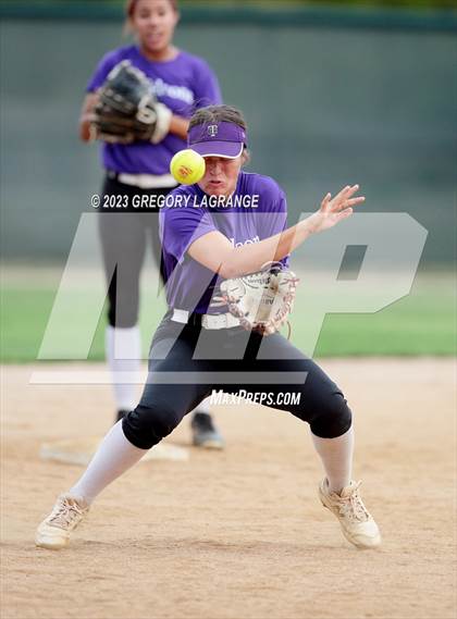 Thumbnail 3 in Richland vs Timber Creek photogallery.