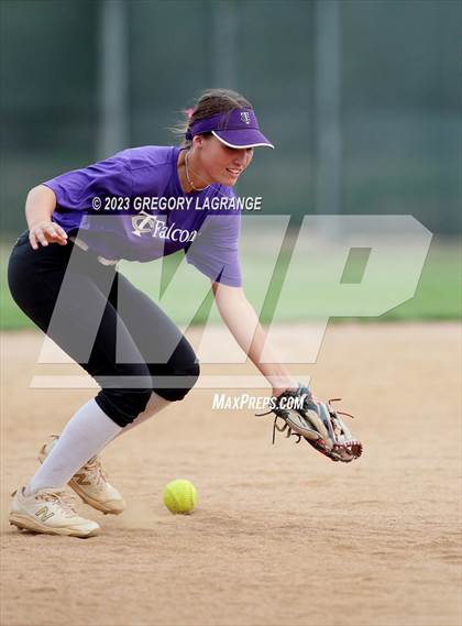Thumbnail 2 in Richland vs Timber Creek photogallery.