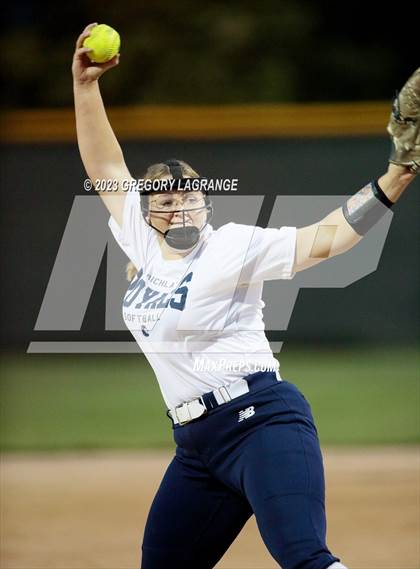 Thumbnail 1 in Richland vs Timber Creek photogallery.