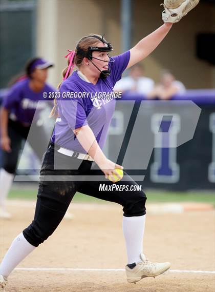 Thumbnail 3 in Richland vs Timber Creek photogallery.