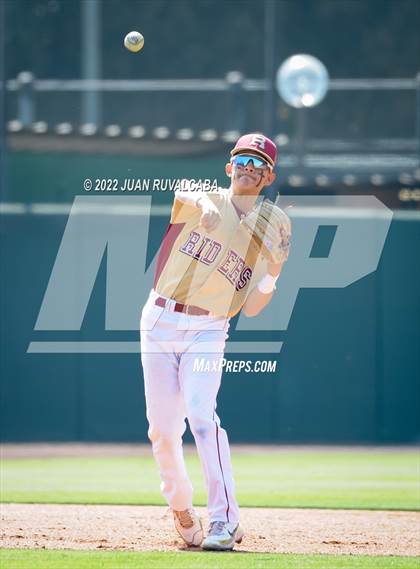 Thumbnail 2 in Roosevelt vs. Chatsworth (CIF LACS Open Div Semi Final) photogallery.