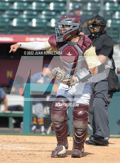 Thumbnail 3 in Roosevelt vs. Chatsworth (CIF LACS Open Div Semi Final) photogallery.