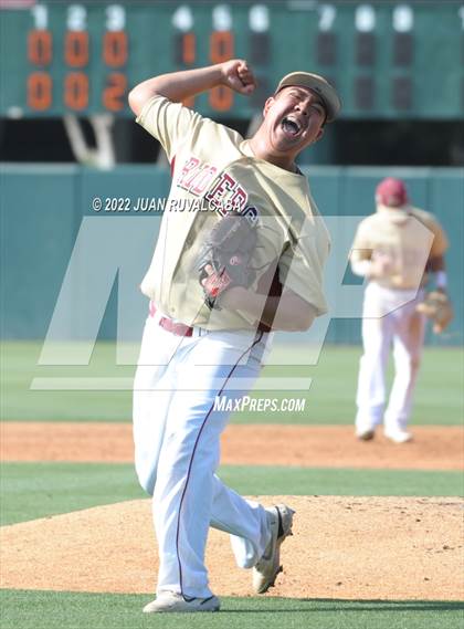 Thumbnail 1 in Roosevelt vs. Chatsworth (CIF LACS Open Div Semi Final) photogallery.