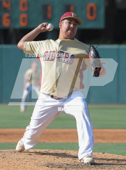 Thumbnail 1 in Roosevelt vs. Chatsworth (CIF LACS Open Div Semi Final) photogallery.