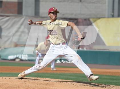 Thumbnail 2 in Roosevelt vs. Chatsworth (CIF LACS Open Div Semi Final) photogallery.