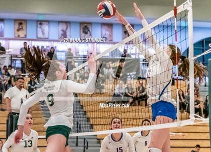 Thumbnail 2 in St. Ignatius vs. Sacred Heart Cathedral Preparatory (CIF-CCS Open Div. Championship) photogallery.