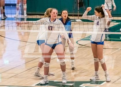 Thumbnail 3 in St. Ignatius vs. Sacred Heart Cathedral Preparatory (CIF-CCS Open Div. Championship) photogallery.