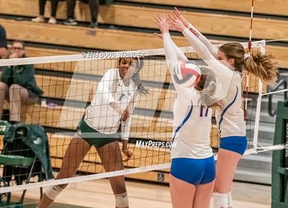 Thumbnail 1 in St. Ignatius vs. Sacred Heart Cathedral Preparatory (CIF-CCS Open Div. Championship) photogallery.