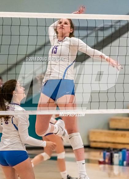 Thumbnail 2 in St. Ignatius vs. Sacred Heart Cathedral Preparatory (CIF-CCS Open Div. Championship) photogallery.