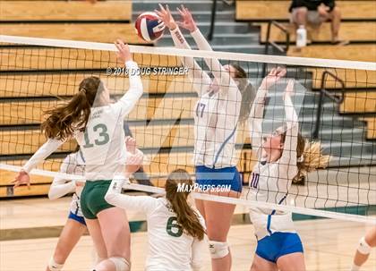 Thumbnail 1 in St. Ignatius vs. Sacred Heart Cathedral Preparatory (CIF-CCS Open Div. Championship) photogallery.