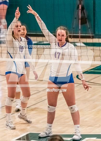 Thumbnail 1 in St. Ignatius vs. Sacred Heart Cathedral Preparatory (CIF-CCS Open Div. Championship) photogallery.