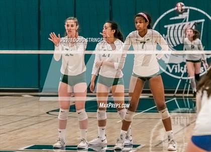 Thumbnail 3 in St. Ignatius vs. Sacred Heart Cathedral Preparatory (CIF-CCS Open Div. Championship) photogallery.