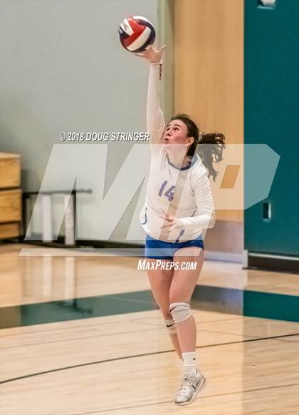 Thumbnail 2 in St. Ignatius vs. Sacred Heart Cathedral Preparatory (CIF-CCS Open Div. Championship) photogallery.
