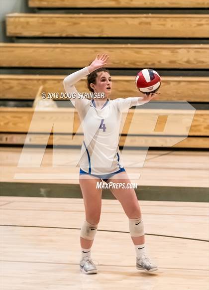 Thumbnail 3 in St. Ignatius vs. Sacred Heart Cathedral Preparatory (CIF-CCS Open Div. Championship) photogallery.