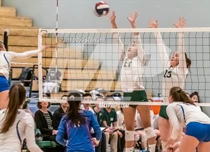 Thumbnail 1 in St. Ignatius vs. Sacred Heart Cathedral Preparatory (CIF-CCS Open Div. Championship) photogallery.