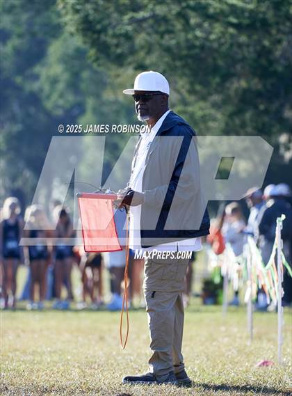 Thumbnail 3 in FHSAA 4A Region 1 Final photogallery.