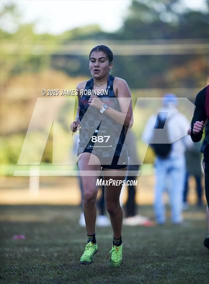 Thumbnail 1 in FHSAA 4A Region 1 Final photogallery.