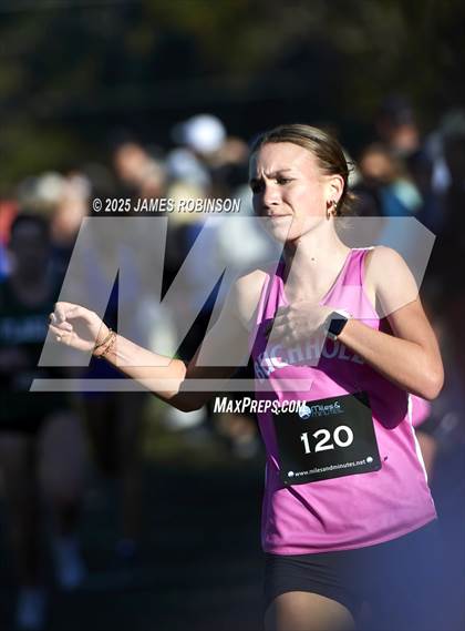 Thumbnail 1 in FHSAA 4A Region 1 Final photogallery.